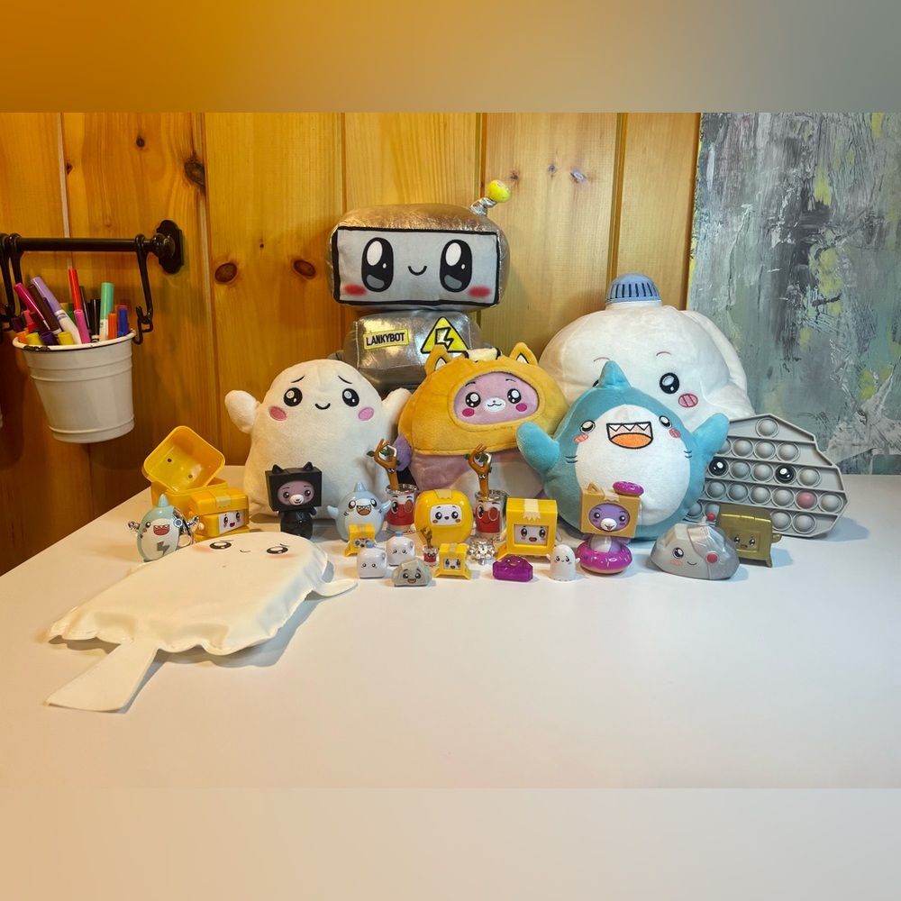 Lanky Box Bundle of 26 toys. Gently used with minor signs of wear.